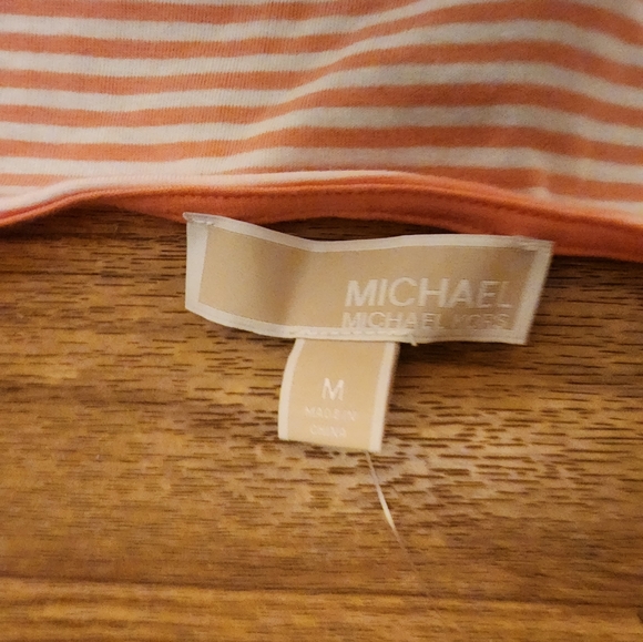 NWT Michael Kors Cold shoulder top - Picture 4 of 7
